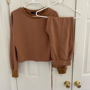 Zesica long sleeve crop top and jogger set